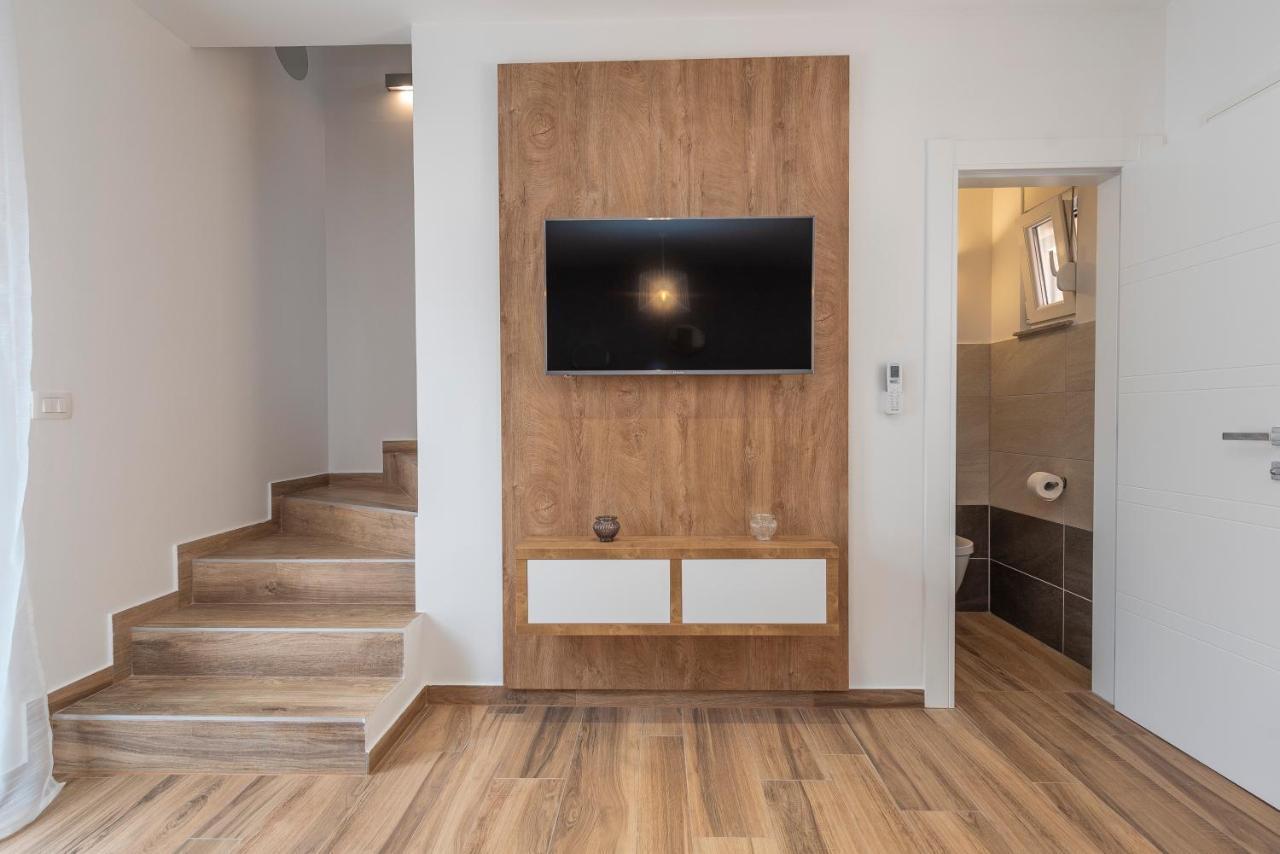 Luxury Apartments - La Vir 1 & 2 Exterior photo